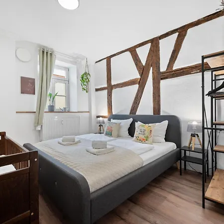 Backhome - Business&Family - Fantastische Schlosslage, Smarttv, Netflix, 50Qm, 24H Checkin - Apartment 1 Ludwigsburg Esterno foto