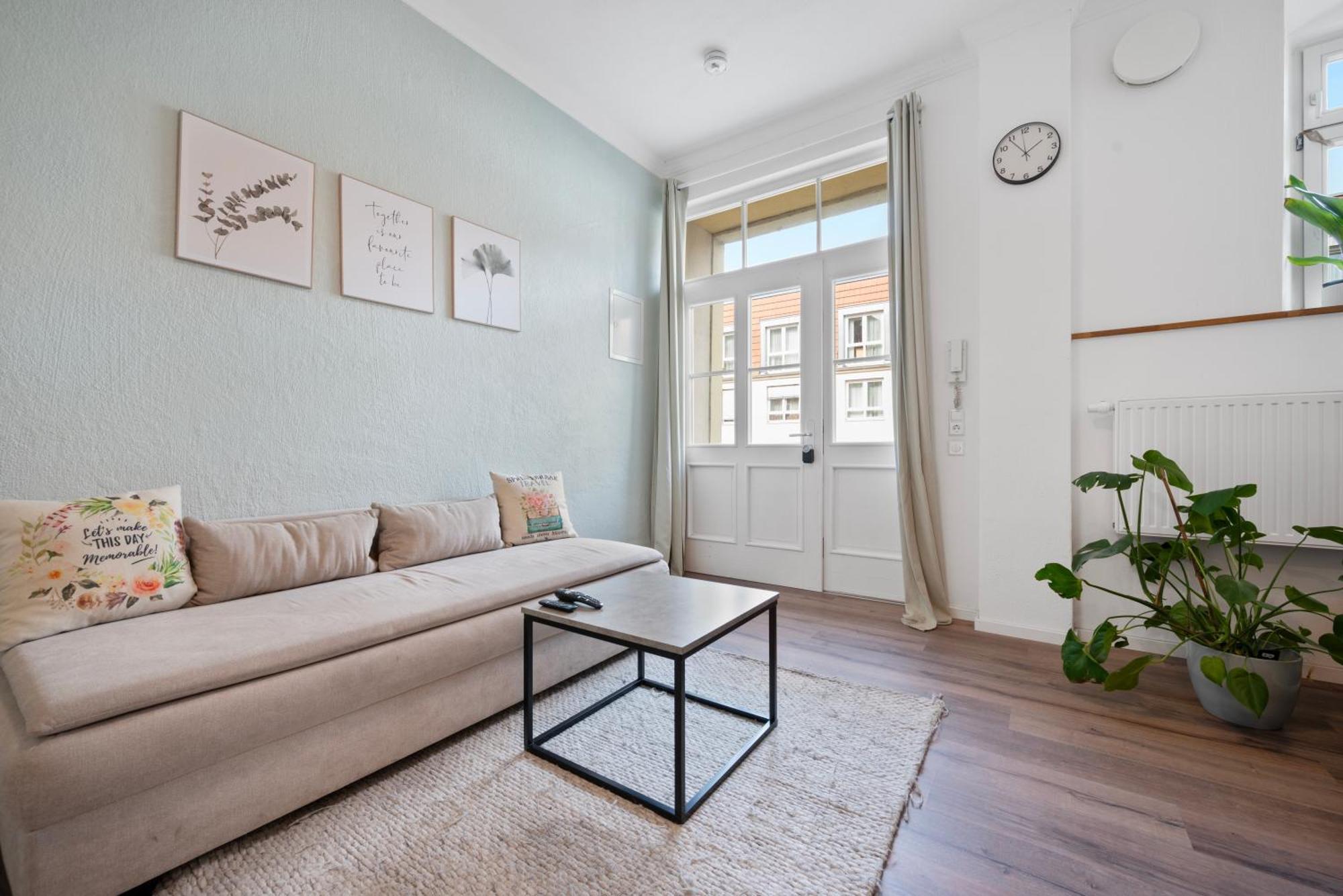 Backhome - Business&family - Fantastische Schlosslage, Smarttv, Netflix, 50qm, 24h Checkin - 1 Apartment *