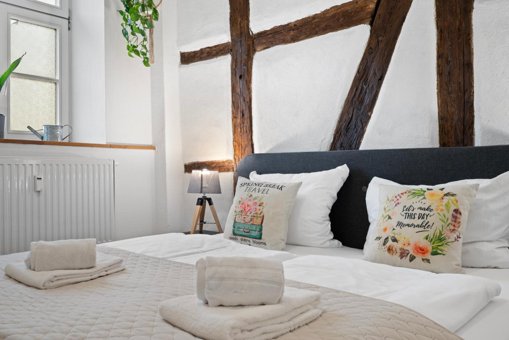 Backhome - Business&family - Fantastische Schlosslage, Smarttv, Netflix, 50qm, 24h Checkin - 1 Appartement Ludwigsburg